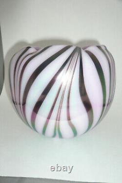 Fenton Art Glass Lavender Haze Dave Fetty Feather Vase