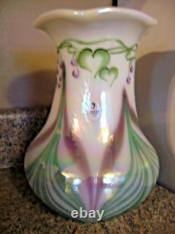 Fenton C. Riggs (hp) Connoisseur Collection Vase Le#99 Dave Fetty Design