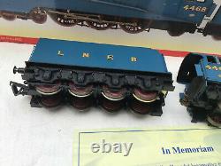 Hornby R2339 Class A4 Mallard Lner 4468 Dave Stone Edition Locomotive Boxed