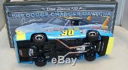 124 University Of Racing 1969 # 30 Dave Marcis Dodge Charger Daytona Autographié