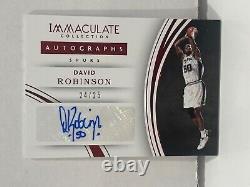 2015-16 Collection Immaculée Panini David Robinson Rouge #42 auto/25 HOF