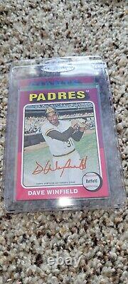 2024 Topps Heritage Dave Winfield Encre Rouge Véritable Autographe /75 San Diego Padres