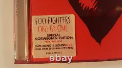 FOO FIGHTERS Un par un 2xCD Édition spéciale limitée RARE avec Live Trx Dave Grohl