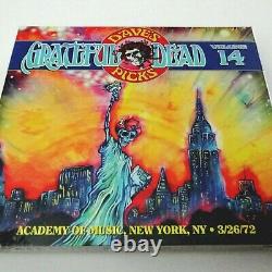 Grateful Dead Dave's Picks 14 Bonus Disc 2015 Academy Of Music NY 1972 4 CD New would be translated to:

Grateful Dead Dave's Picks 14 Disque Bonus 2015 Academy Of Music NY 1972 4 CD Neuf