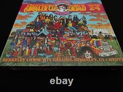 Grateful Dead Dave's Picks 24 Volume Twenty Four Berkeley CA BCT 8/25/1972 3 CD <br/> Les choix de Dave 24 de Grateful Dead Volume Vingt-Quatre Berkeley CA BCT 25/08/1972 3 CD