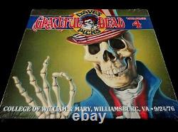Grateful Dead Dave's Picks 4 Volume Four William & Mary Virginia 9/24/1976 3 CD 	<br/> 	 <br/>  

Les choix de Dave du Grateful Dead Volume Quatre William & Mary Virginia 9/24/1976 3 CD