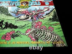 Grateful Dead Dave's Picks 9 Volume Nine Missoula Montana MT 5/14/74 1974 3 CD can be translated as:
Grateful Dead Dave's Picks 9 Volume Neuf Missoula Montana MT 14/05/74 1974 3 CD.