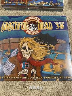 Grateful Dead Dave's Picks Complete Sub 2021 VOL 37 38 39 40 CDs + BONUS SEALED<br/>
Les choix de Dave Grateful Dead souscription complète 2021 VOL 37 38 39 40 CDs + BONUS SCELLÉS