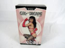 Statue mini Bettie Page, la fille de nos rêves, édition collector avec boîte par Dave Steven